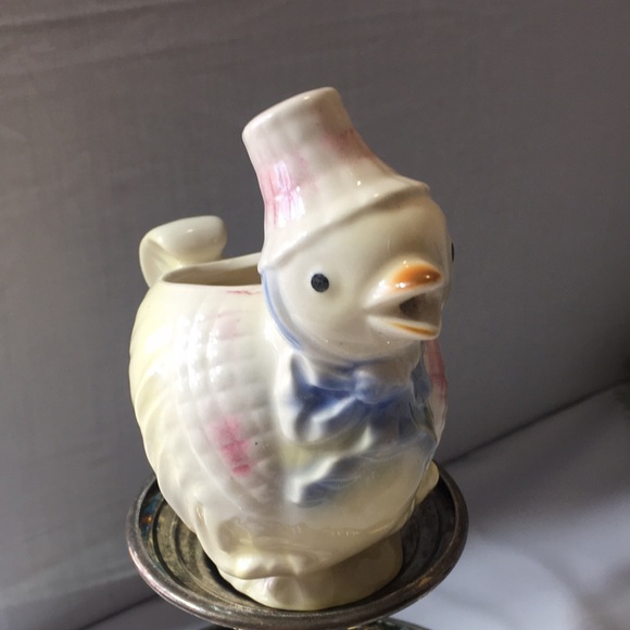 Vintage Shawnee creamer chick with hat - Picture 4 of 11
